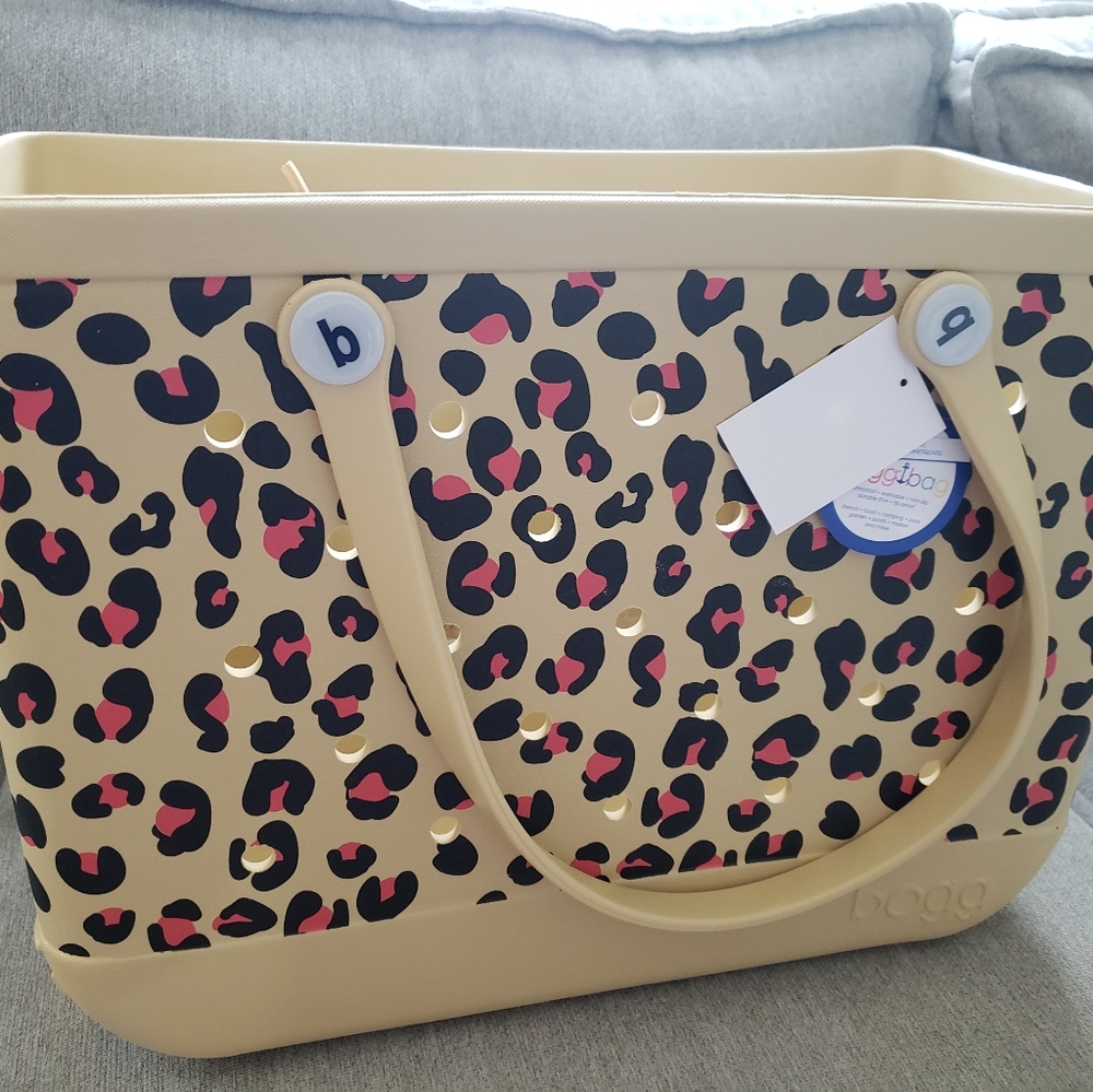 Limited Edition Leopard Print Bogg Bag NWT